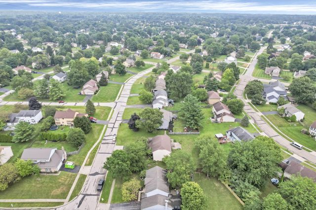 10131 Hounsdale Drive, Pickerington, OH 43147