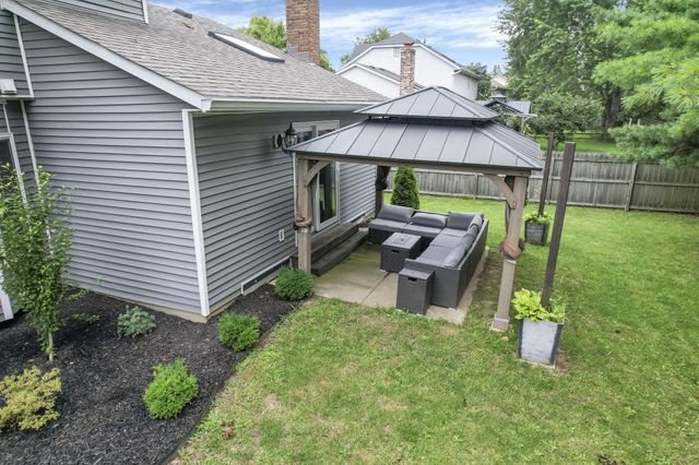 10131 Hounsdale Drive, Pickerington, OH 43147