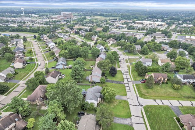 10131 Hounsdale Drive, Pickerington, OH 43147