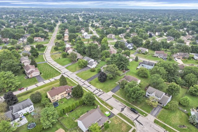 10131 Hounsdale Drive, Pickerington, OH 43147