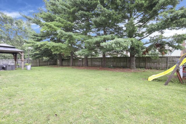 10131 Hounsdale Drive, Pickerington, OH 43147