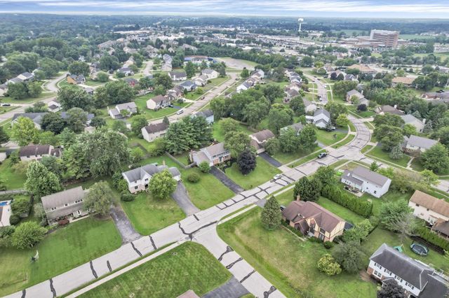 10131 Hounsdale Drive, Pickerington, OH 43147