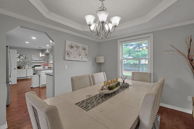 10131 Hounsdale Drive, Pickerington, OH 43147
