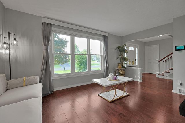 10131 Hounsdale Drive, Pickerington, OH 43147