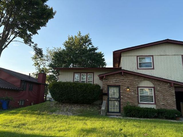 4900 Imperial Drive, Richton Park, IL 60471