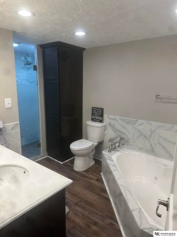 212 W Meigs Street, Valley, NE 68064