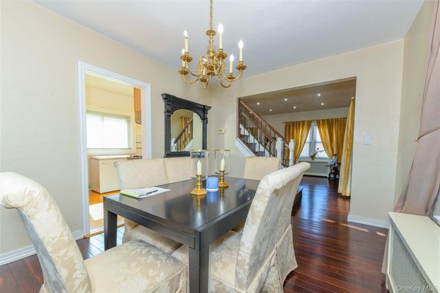 131-07 Van Wyck Expressway, Jamaica, NY 11436