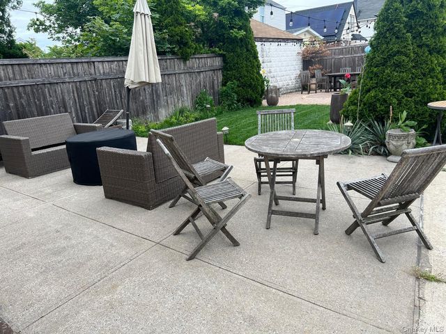 131-07 Van Wyck Expressway, Jamaica, NY 11436