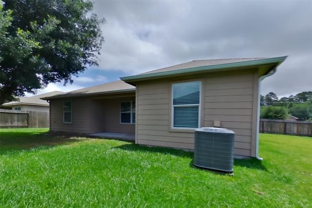 308 Crooked Pine Court, Conroe, TX 77304