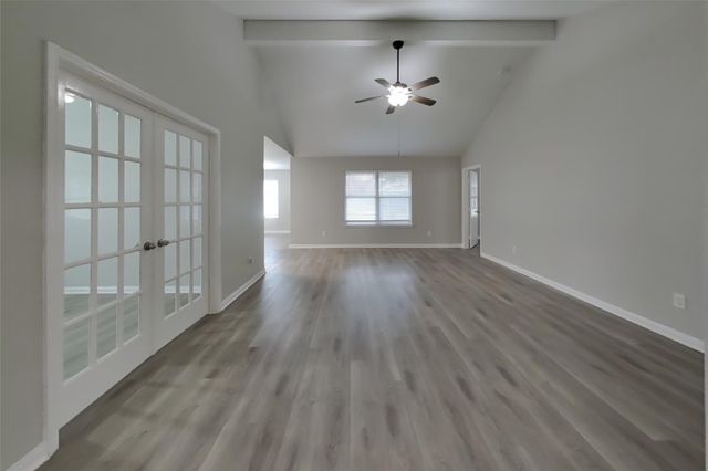 308 Crooked Pine Court, Conroe, TX 77304