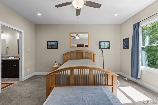 2218 Wind Crest Court, Washington, MO 63090