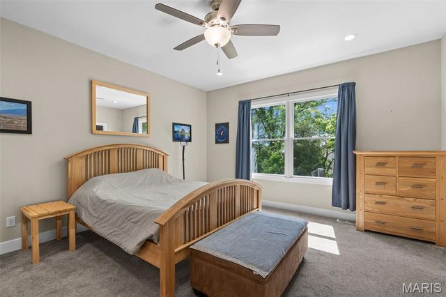 2218 Wind Crest Court, Washington, MO 63090
