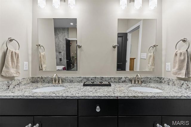 2218 Wind Crest Court, Washington, MO 63090