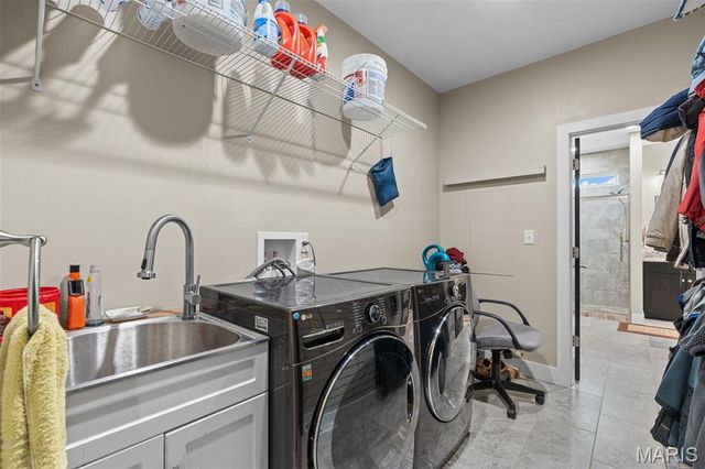 2218 Wind Crest Court, Washington, MO 63090