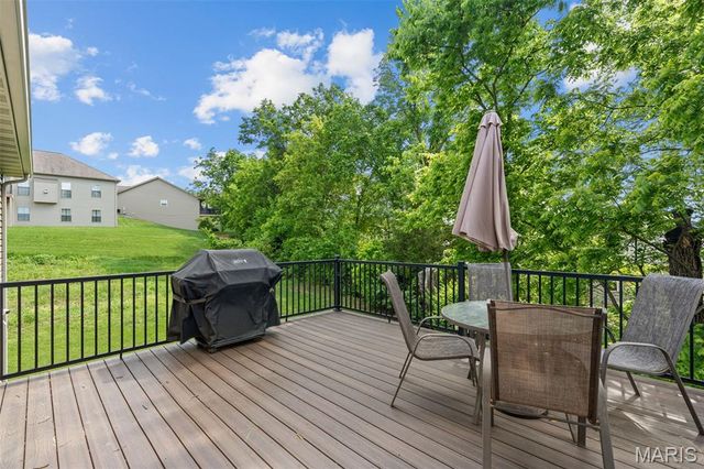 2218 Wind Crest Court, Washington, MO 63090