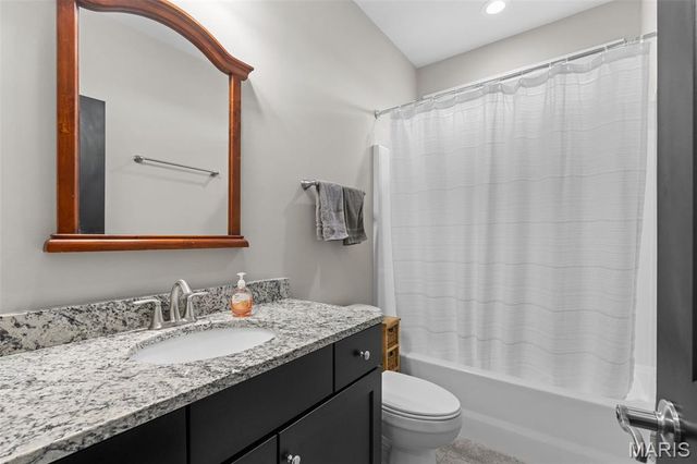 2218 Wind Crest Court, Washington, MO 63090