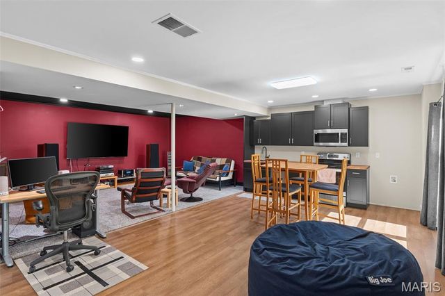 2218 Wind Crest Court, Washington, MO 63090