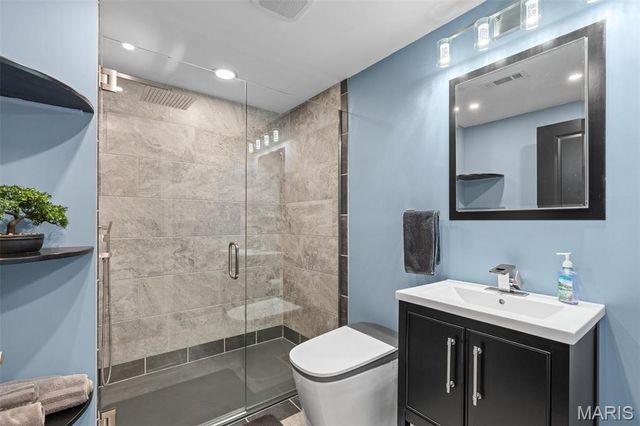 2218 Wind Crest Court, Washington, MO 63090