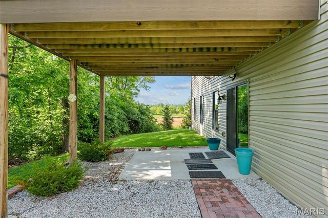 2218 Wind Crest Court, Washington, MO 63090