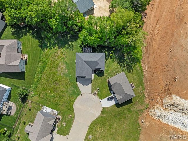 2218 Wind Crest Court, Washington, MO 63090