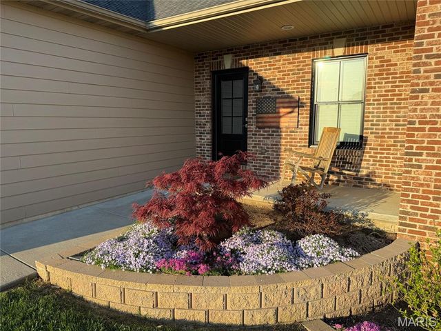 2218 Wind Crest Court, Washington, MO 63090