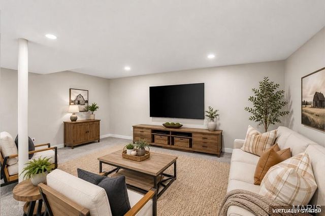 2218 Wind Crest Court, Washington, MO 63090