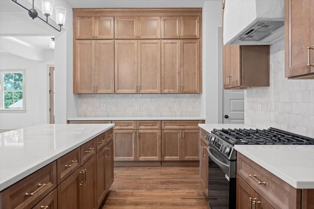 2033 Angler Drive, Soddy Daisy, TN 37379
