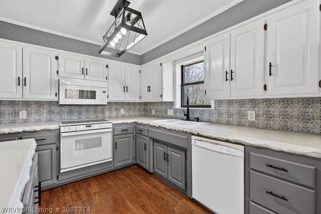 7509 Dover Place, Fort Smith, AR 72903