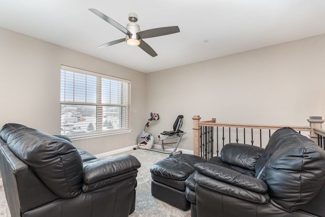 253 Masters Drive, Addison, IL 60101