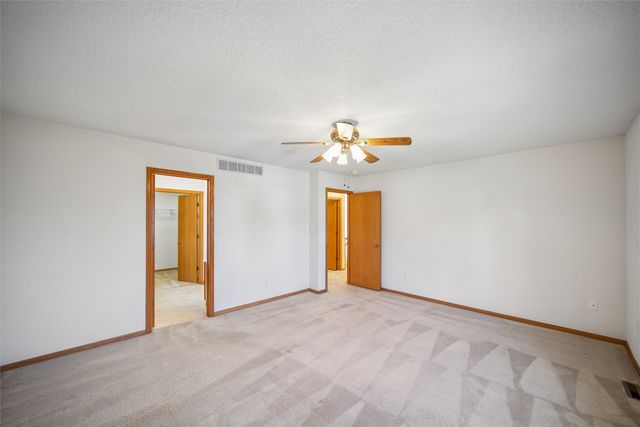 5416 NW 92nd Street, Johnston, IA 50131