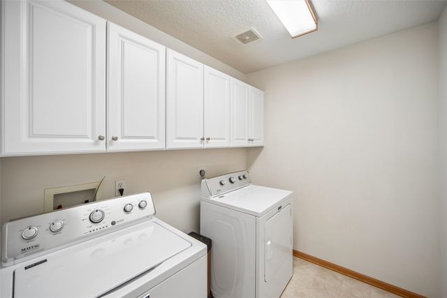 5416 NW 92nd Street, Johnston, IA 50131