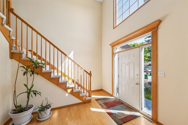 5416 NW 92nd Street, Johnston, IA 50131