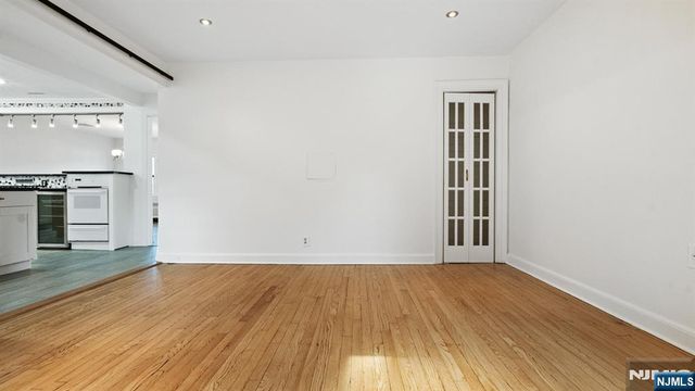 303 Huntington Road, Union, NJ 07083
