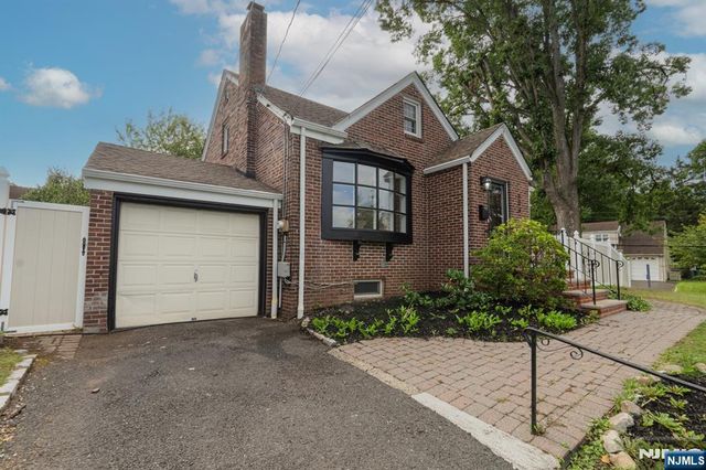 303 Huntington Road, Union, NJ 07083