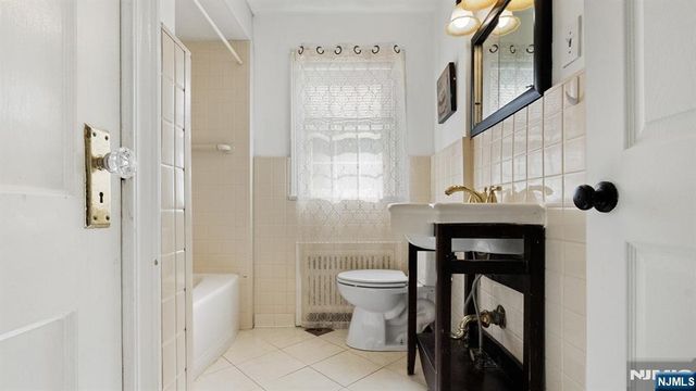 303 Huntington Road, Union, NJ 07083