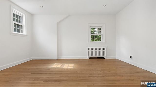 303 Huntington Road, Union, NJ 07083