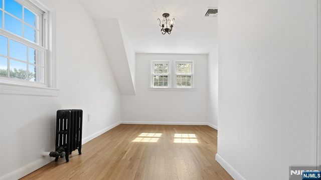 303 Huntington Road, Union, NJ 07083
