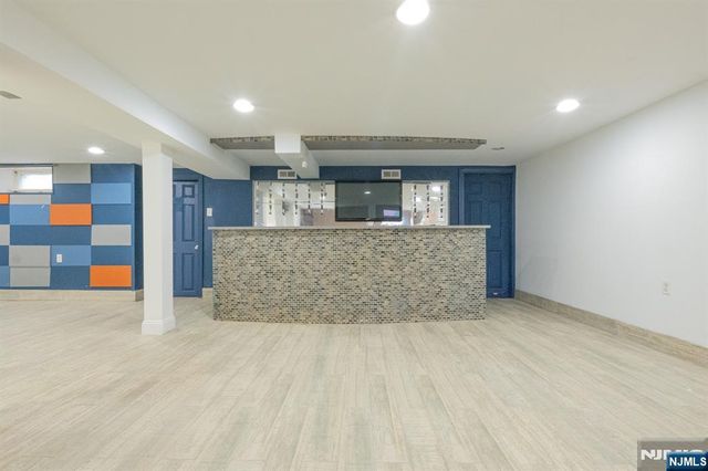 303 Huntington Road, Union, NJ 07083