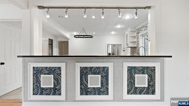 303 Huntington Road, Union, NJ 07083
