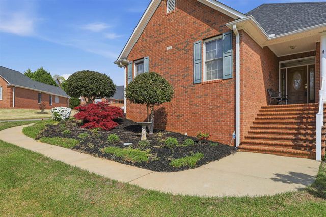 172 Roberts Meadow Loop, Spartanburg, SC 29307