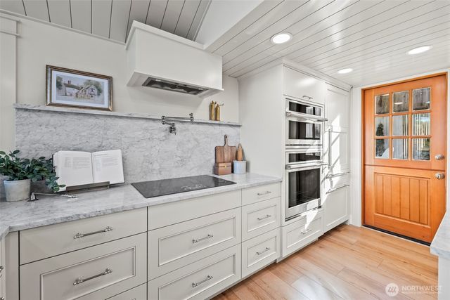 5915 Lagoon Lane NW, Gig Harbor, WA 98335