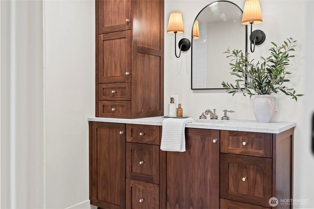 5915 Lagoon Lane NW, Gig Harbor, WA 98335