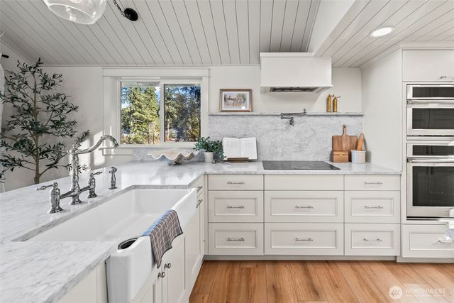 5915 Lagoon Lane NW, Gig Harbor, WA 98335