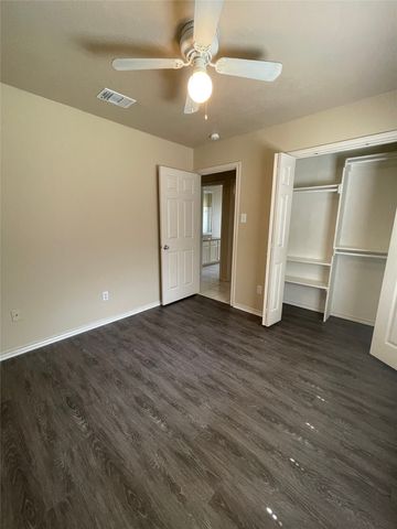 7816 Rogue River Trail, Fort Worth, TX 76137