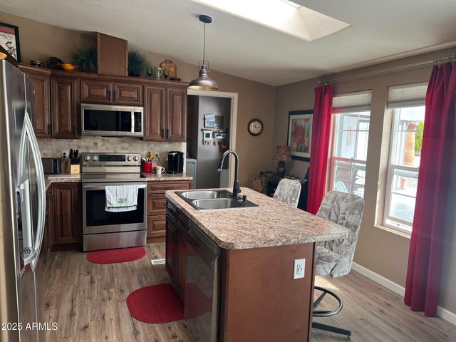 2313 N Floyd Drive, Mesa, AZ 85215