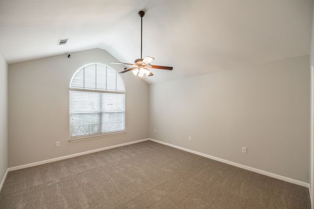 825 Browns Ln Unit 201, Gallatin, TN 37066