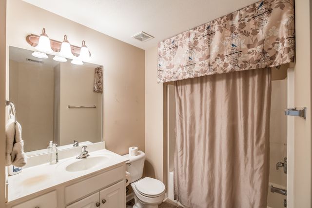 825 Browns Ln Unit 201, Gallatin, TN 37066