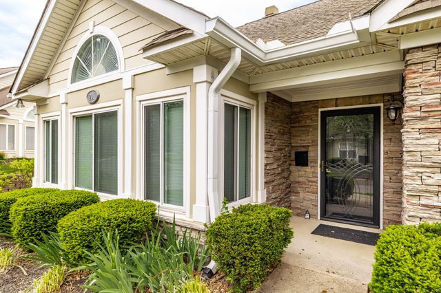 825 Browns Ln Unit 201, Gallatin, TN 37066