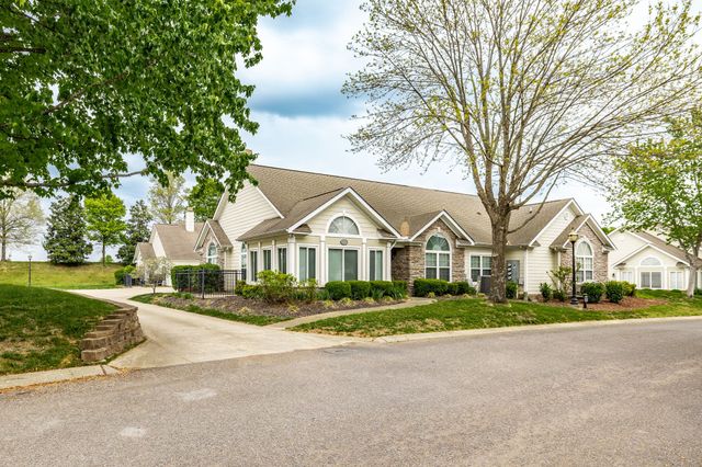 825 Browns Ln Unit 201, Gallatin, TN 37066