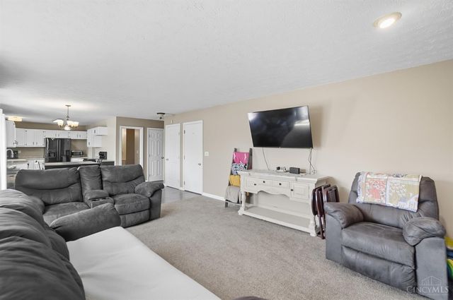 3915 Pebble Creek Lane, Batavia Twp, OH 45102